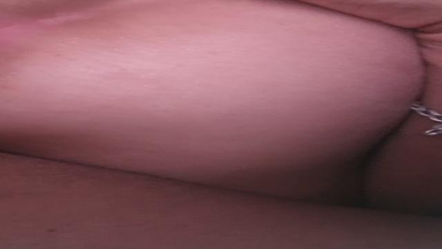 Ganhando leite de desconhecidos no crusing bar 