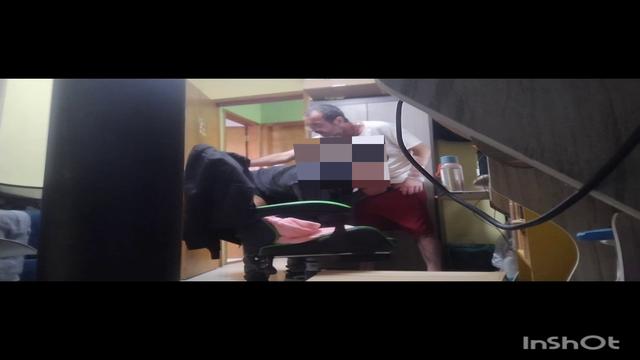 O uber veio mamar e ser mamado enquanto eu trabalhava.