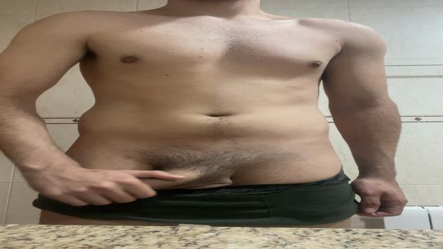 Punheta antas do banho ??