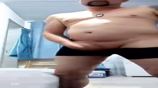 Mais desse maduro branquinho tudo inédito quem tem t...