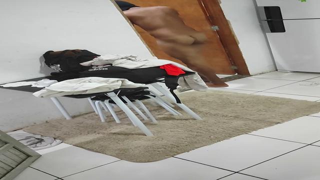 E o dia que o Yuri começo de tudo trouxe uns amigos ...