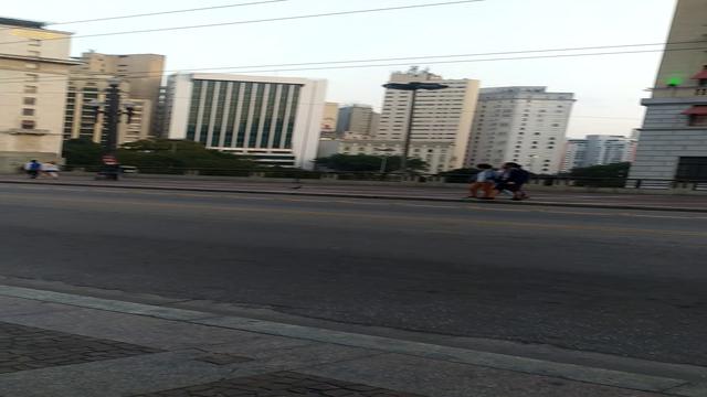 strolling behaved