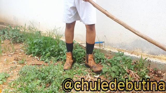 15 - Chulezento na capina