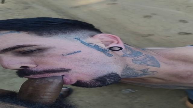 Macho moreno sempre vê meus conteúdos circulando por...