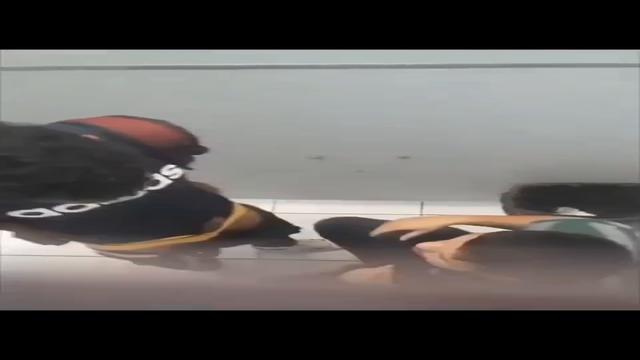 Liberado a PUTARIA no parquinho!!! Diversos machos C...