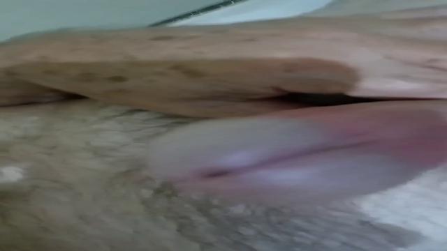 Vovo peludao batendo uma na cama pt 3