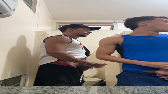 Banheirão com o novinho. 