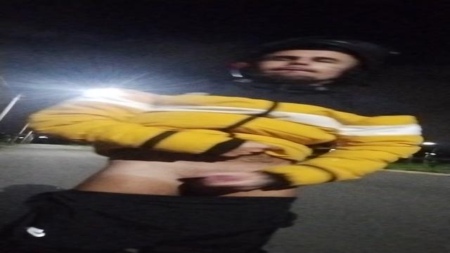 Mais um vídeo gravado dia 16 11 24 gozando nos lugar...