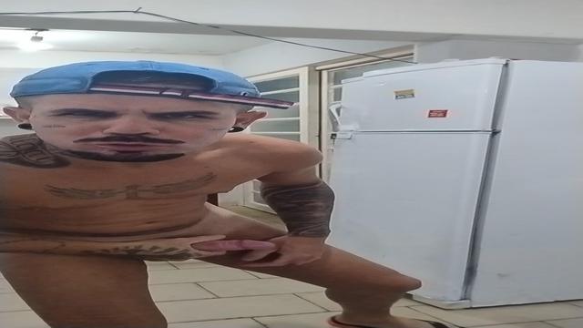 Eu Estava no maior tesão  assistem AE ✊?