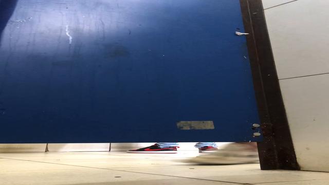 Novinho batendo punheta bem gostosa pra mim, enquant...