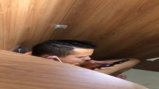 Jato de porra na punheta