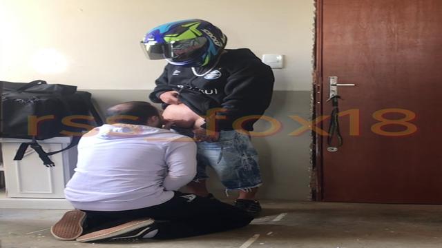 Barbeiro Mamador DE IFOOD CASADO