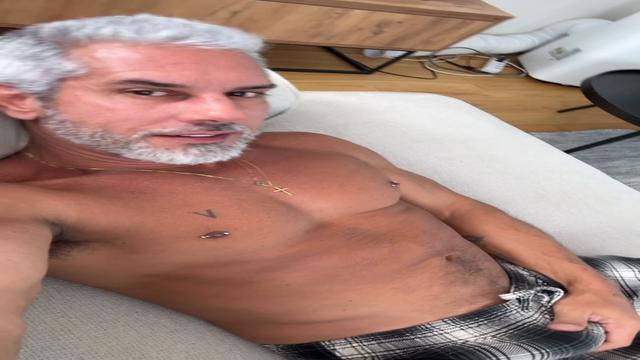 Behind the scenes of a new production in the Czech R...