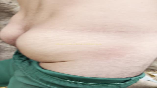 Passei pela praça trocamos olhares.