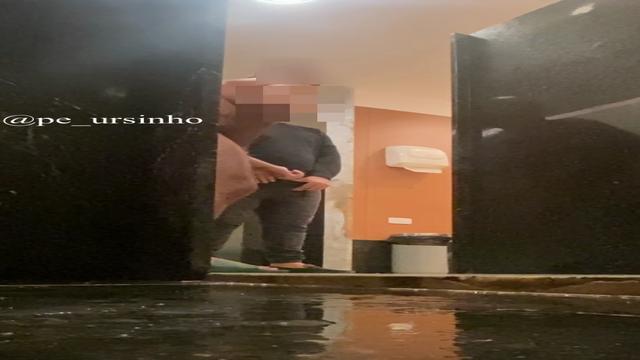 V271 Mall changing room