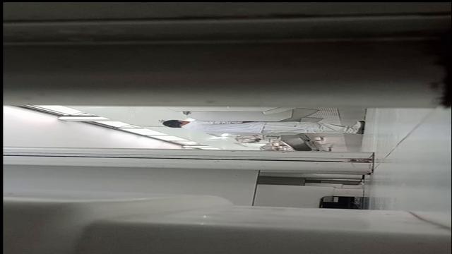 Maior tesão em ver os caras mijando 