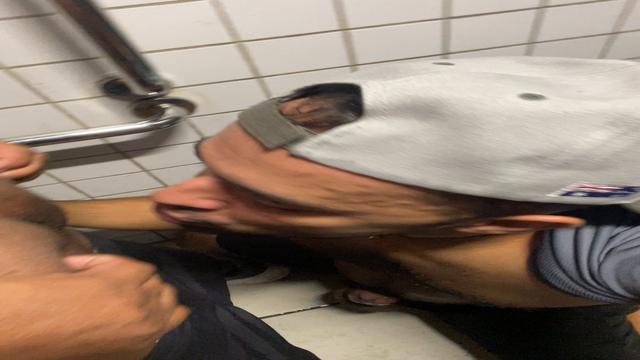 BANHEIRÃO - LOGO DEPOIS DO SEGUIDOR PEGUEI ESSE NEGÃ...