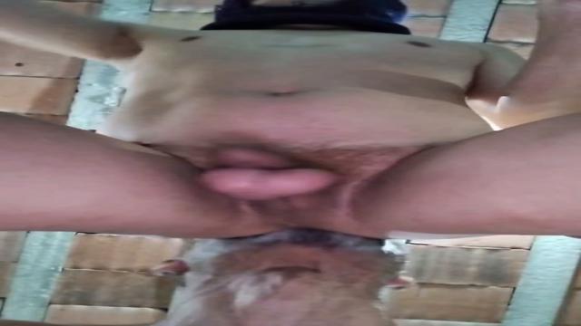 Meu vizinho veio pegar uma ferramenta emprestado,mas...