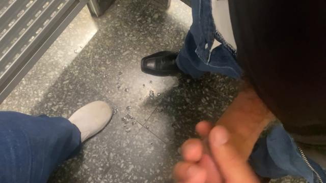 Gozada com frentista do posto carreteiro 