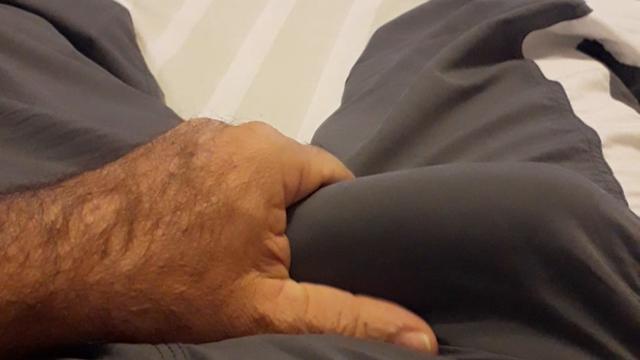 ACORDANDO DE PAU DURO