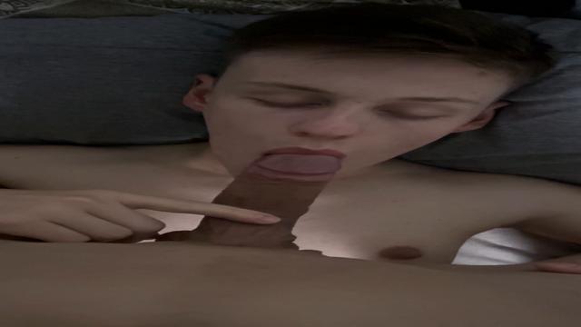 Colocando o novinho pra mamar 2/3