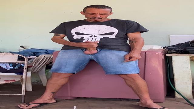 Alguem pra aparar o leite derramado?