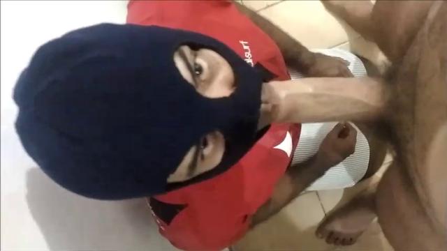 PUTOZORJ fucking the tourist customer at carnival - PART 1