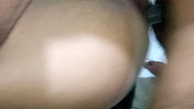 Dindin e casado putinha