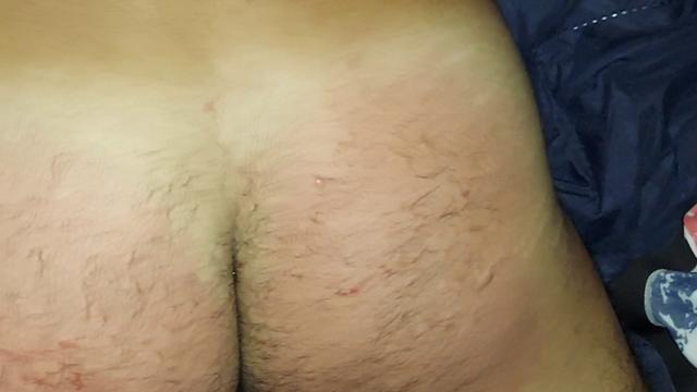 Mlk levou surra e pika no cu sem dó 