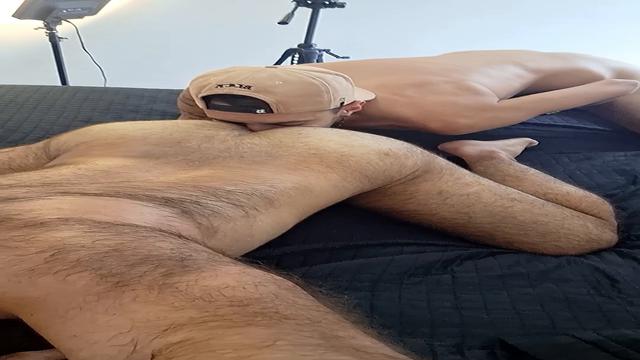 Big bear boy from downtown São Paulo fell in love wi...