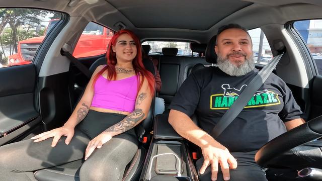 Dando um passeio pelas ruas de São Paulo com uma rui...