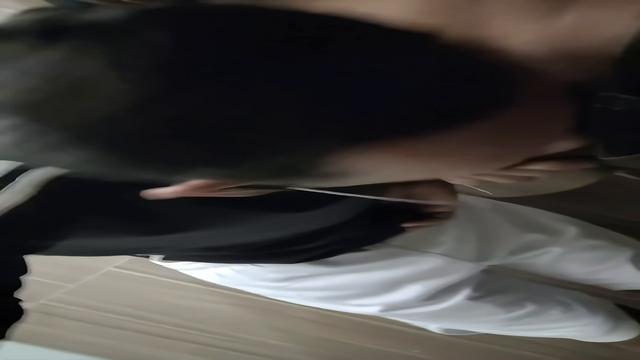 Levei um safado pra cabine mamei e fui fodido gostoso 