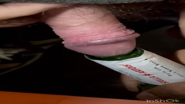 Bebendo mijao long neck