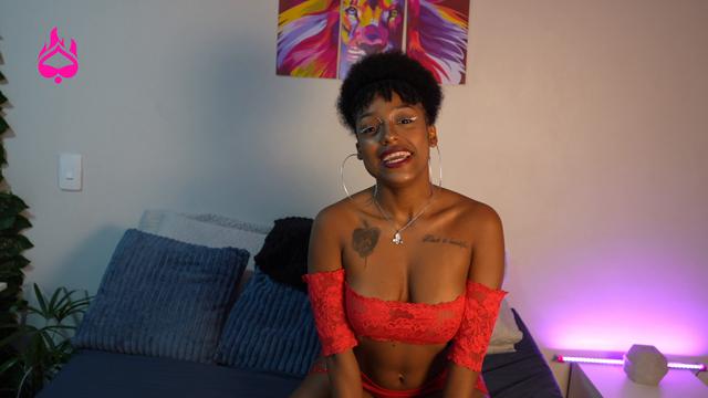 Vicky Ménage - Embaixadora Tiv Models!