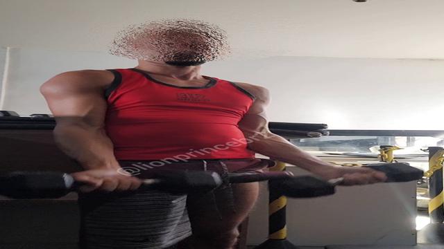 Making muscle get hard and grow in the gym
