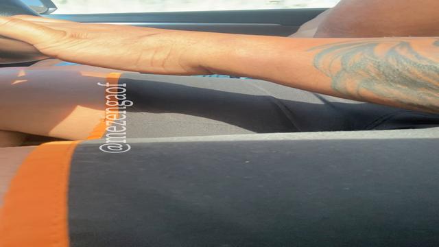 Oferecendo ajuda o cara, no final ele me come 