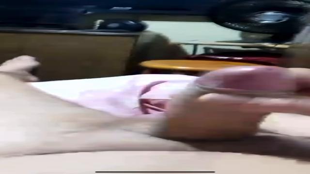 Primeira vez desse papai lindo aqui 58 anos motorista caminhoneiro peludo que tesao de macho inédito 