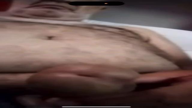 Que papai lindo gordinho parrudo peludo rola boa saco bom gozando muito que delícia ele é borracheiro 58 anos 