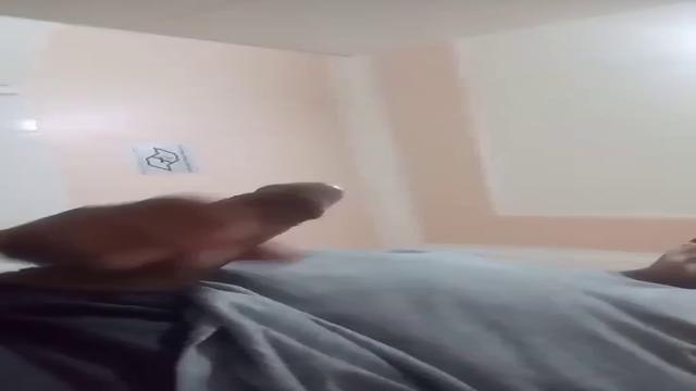 Vovô Roberto socando outra com esse pau delicioso 