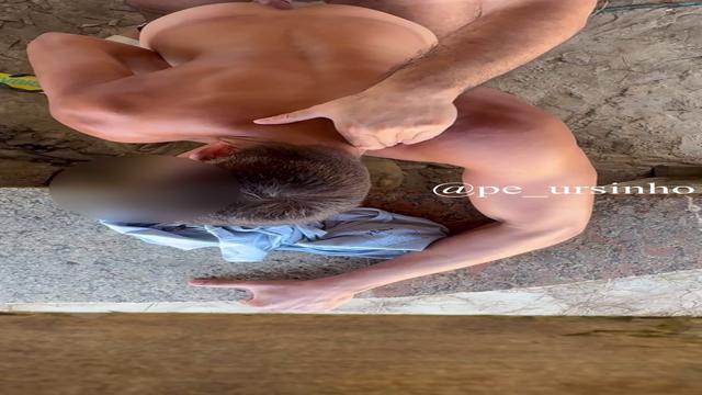 Conheci na praia e leitei