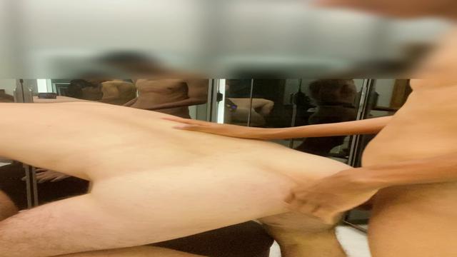 Video 700 - I put the boy in double penetration