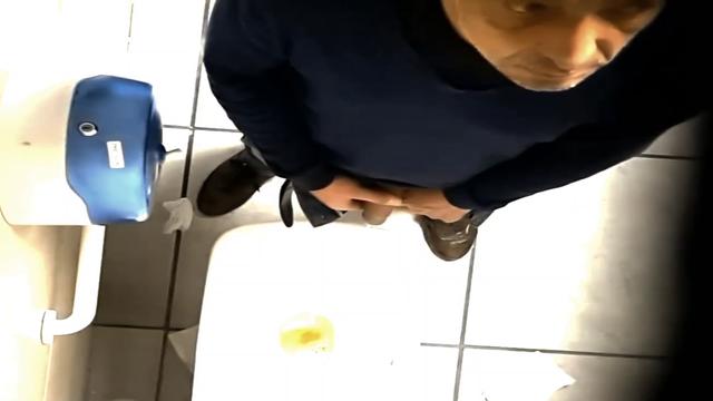 PISSING #367