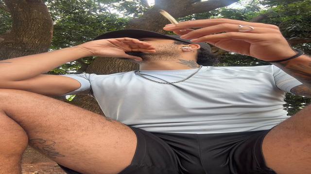 Fumando um base