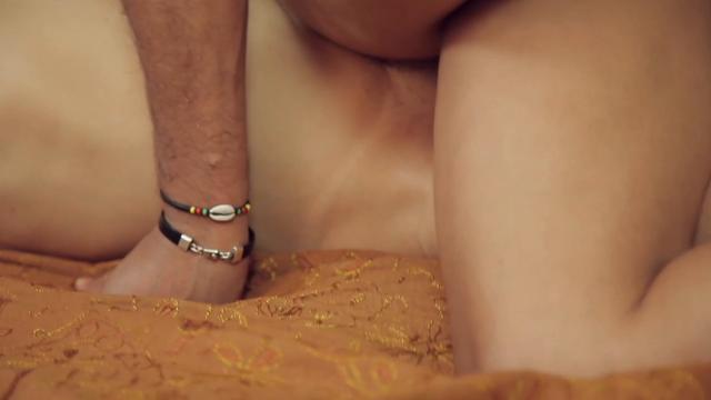 These 3 Positions Will Make You Look Like a Sex Expert