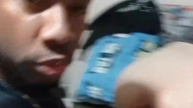 Parte 2 fistando o cu do puto submisso