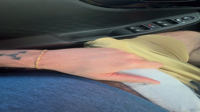 Me fala… como q desce assim?