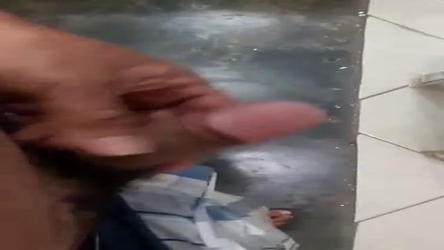 Vovo bigodudo  wlademir eletrecis 67 anos batendo uma e gozando