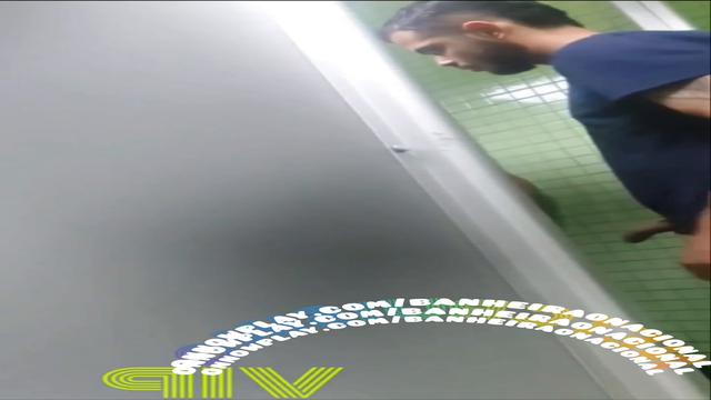 Banheirão do metrô