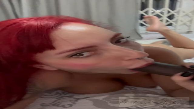 Já comecei o dia daquele jeito, tomando na buceta e no cuzinho e muito leite que eu amo ganhar