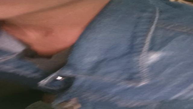 Negão Dot me chamou pra cabine do banheiro público p...